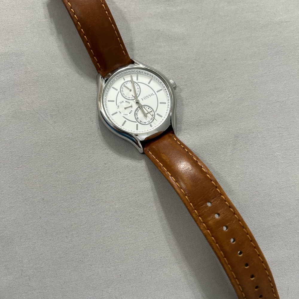 Fossil White Dial with Brown Leather Strap Watch